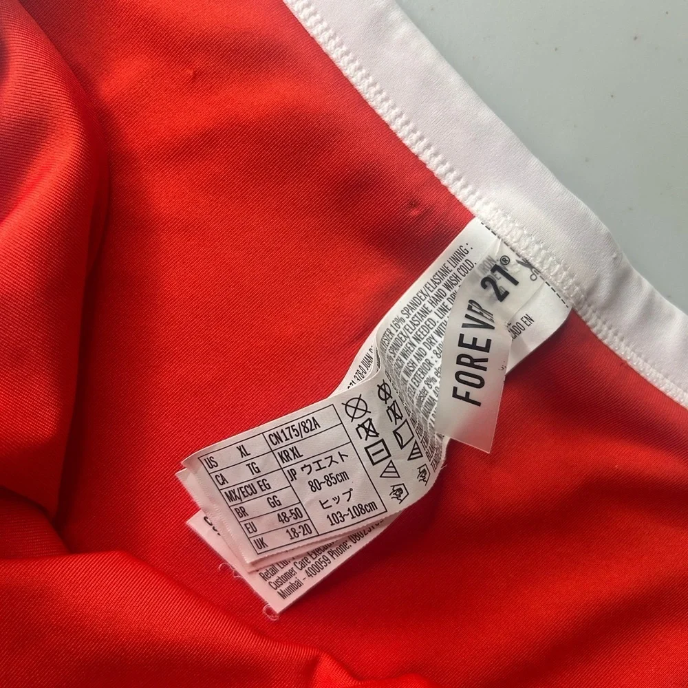 Forever 21 Red Bikini Bottoms w/ White Contrast Trim XL NWT‎